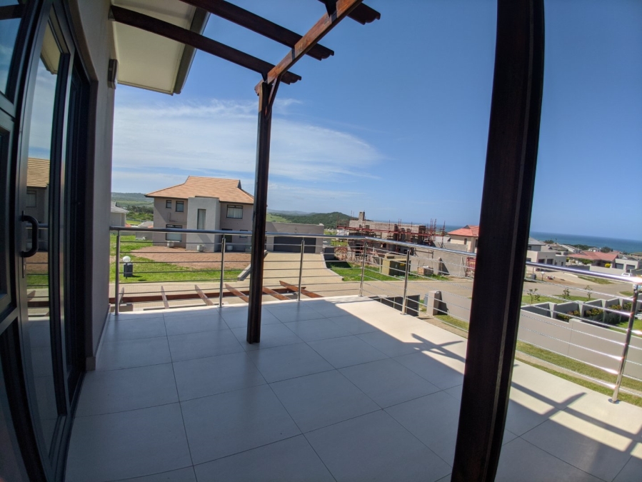 4 Bedroom Property for Sale in Kidds Beach Eastern Cape
